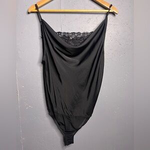 FREE PEOPLE Intimately Cowneck lace bodysuit in size Small